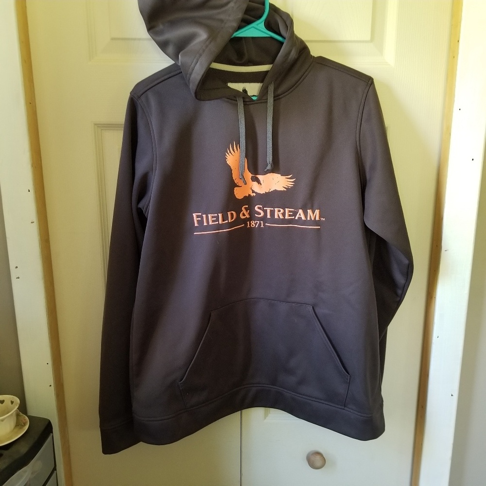 Field and Stream pullover hoodie